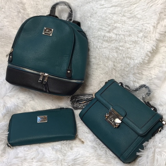 Jessica Moore | Teal Pebbled Faux Leather Bag Set - Picture 3 of 11